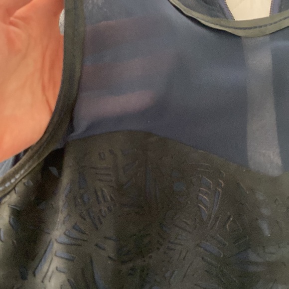 Dress - Picture 4 of 6